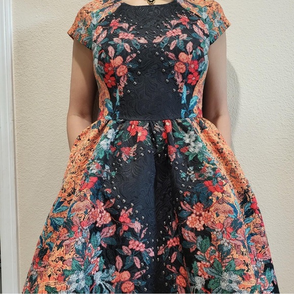 Bebe Floral Studded Cocktail Dress - Picture 3 of 6